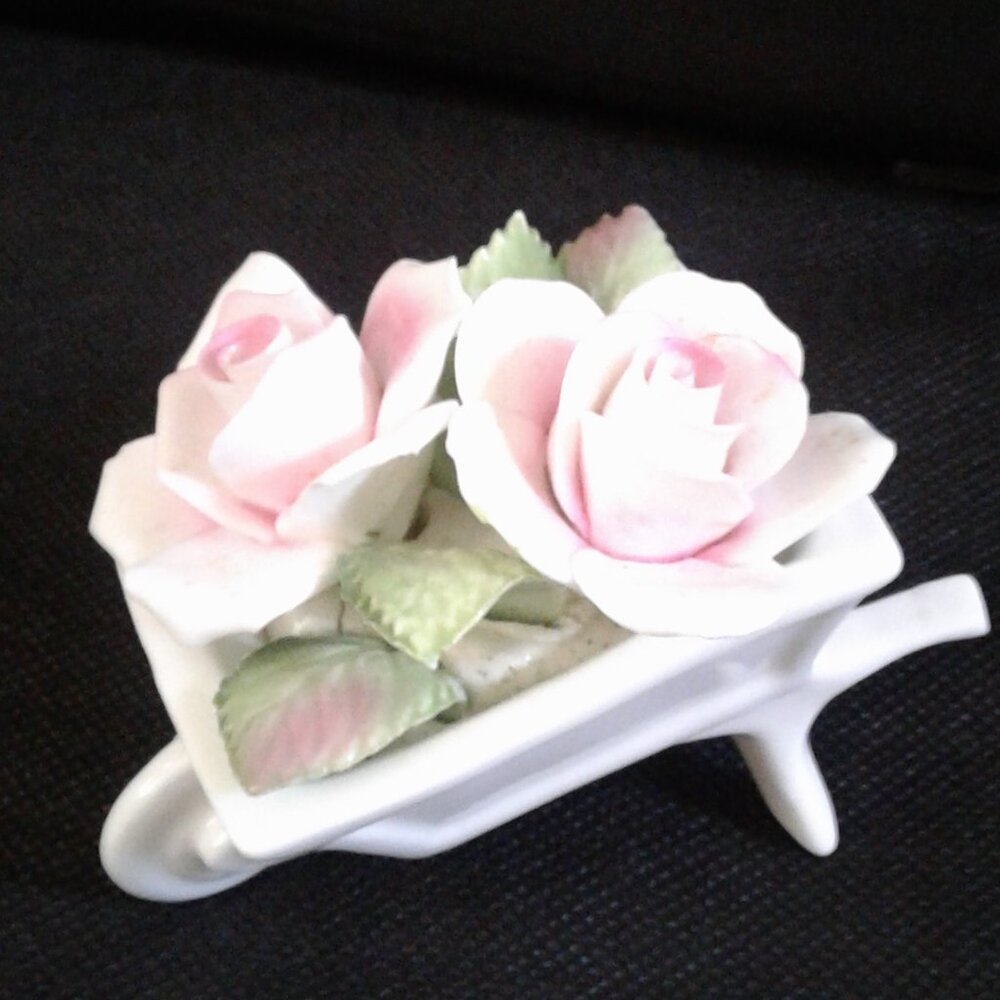 English Fine bone china - the princess collection- handmade- England